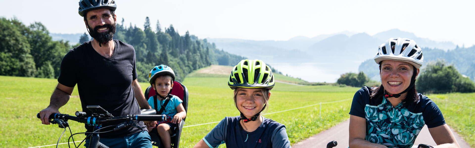 Image: Cycling with a child in the Małopolska region